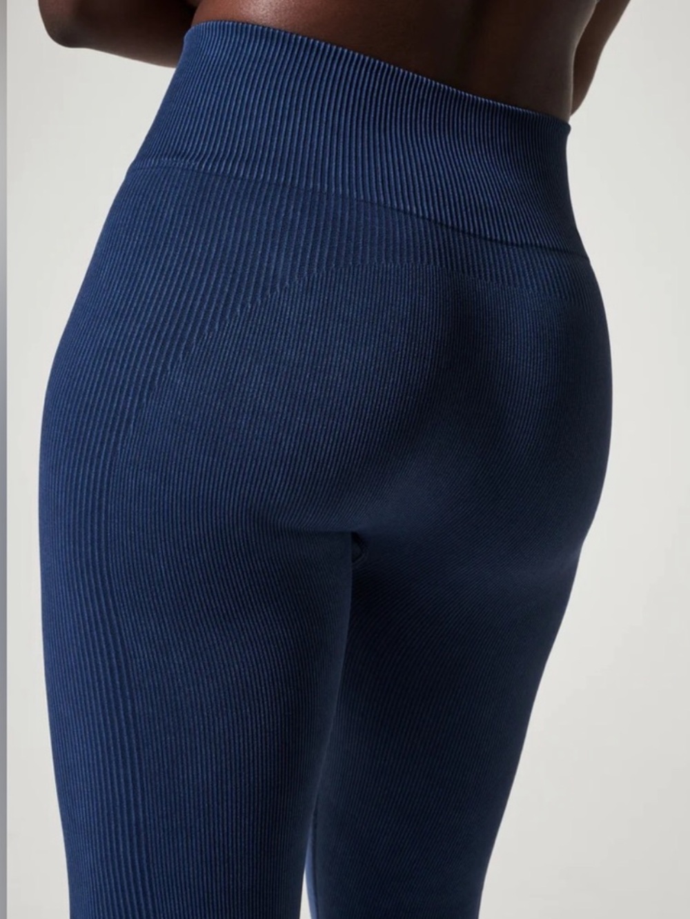 (EUC) SPANX Soft Stretch Seamless Workout Set 💙 S/XS - Picture 3 of 12